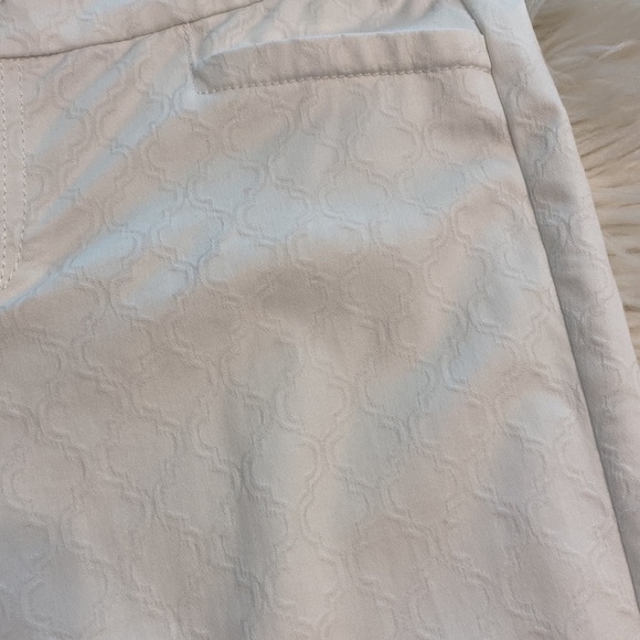Lilly Pulitzer Women’s Pants size 0 excellent condition color white inseam 28” - Picture 11 of 12